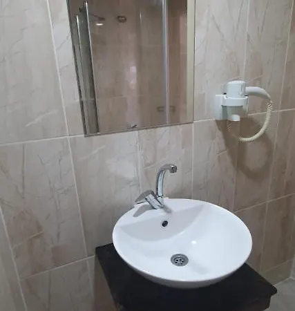 Armeria Hotel Szálloda *